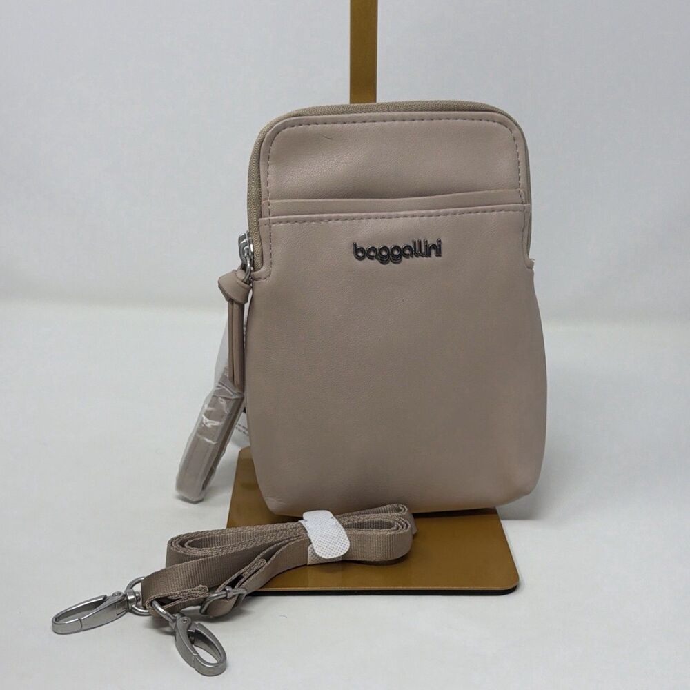 N.O.S Baggallini Take Two RFID Vegan Leather Crossbody Bag Taupe NWT Strap